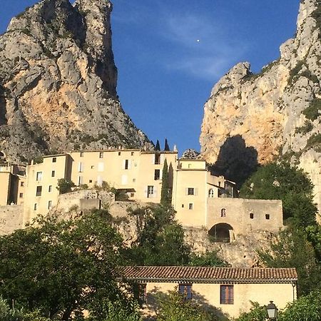 Hotel Particulier Des Lumieres Moustiers-Sainte-Marie Ngoại thất bức ảnh