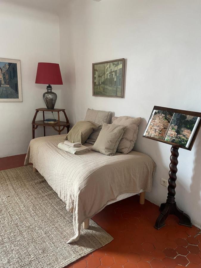 Hotel Particulier Des Lumieres Moustiers-Sainte-Marie Ngoại thất bức ảnh